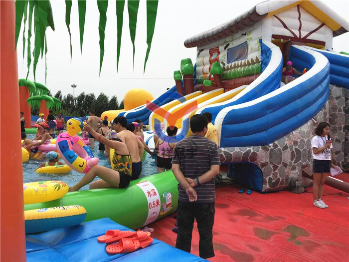支架游泳池